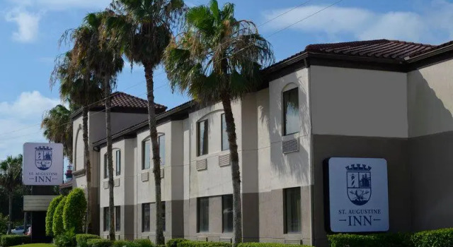 Кровать в общем номере Holiday Inn Express St Augustine near Dtwn - Historic by IHG