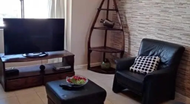 Nyayo Embakasi 3 bedroom Furnished Apartment, Réserver Appartement Hôtels à Nairobi avec parking, Parking