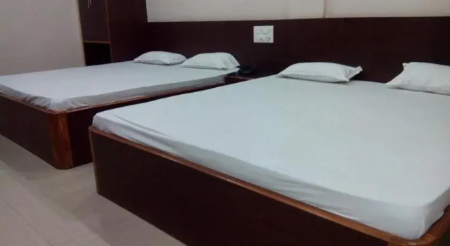 Hotel Bhammars