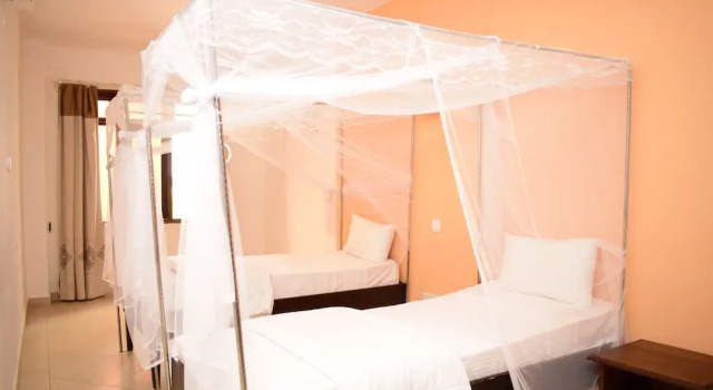 Sunrise View Beachfront Apartments, Book Apartment Hotels in Coast Region with Parking, Parking