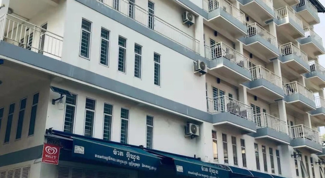 Full Moon Hotel And Apartment, Buchen Sie Ferienwohnung Hotels in Kandal mit Parkplatz, Parkplätze