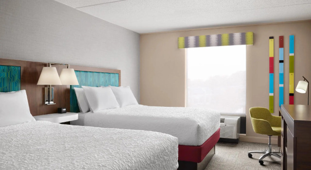 Четырёхместный номер Standard Hampton Inn & Suites West Haven