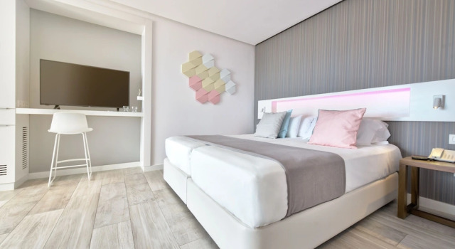 Двухместный номер Standard Hotel Garbi Ibiza & Spa