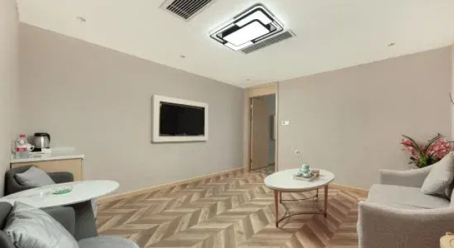 Люкс Business Vienna Hotel Anshun Huangguoshu Street RT Maet