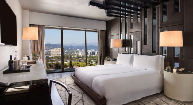 Номер Deluxe SIXTY Beverly Hills
