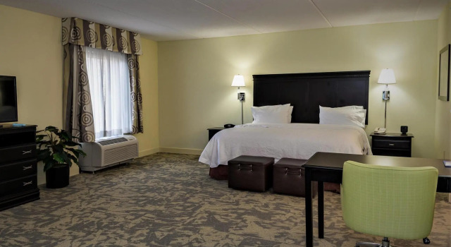 Двухместный люкс Hampton Inn Jacksonville-I-295 East/Baymeadows