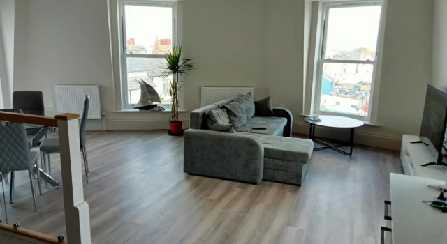 Glorious Duplex Holiday Apartment By The Sea, Забронировать Апартаменты/квартира Апартаменты Исторического графства Суссекса, Апартаменты/квартира