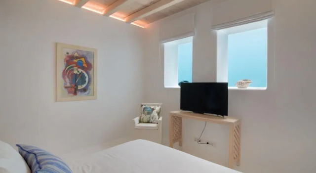 Luxury Key Mykonos 7 Bed Villa Rosella Pouli