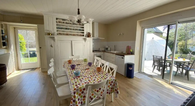 Maison Hennebont, 5 pièces, 11 personnes - FR-1-349-166, Rezerwuj Hotel  