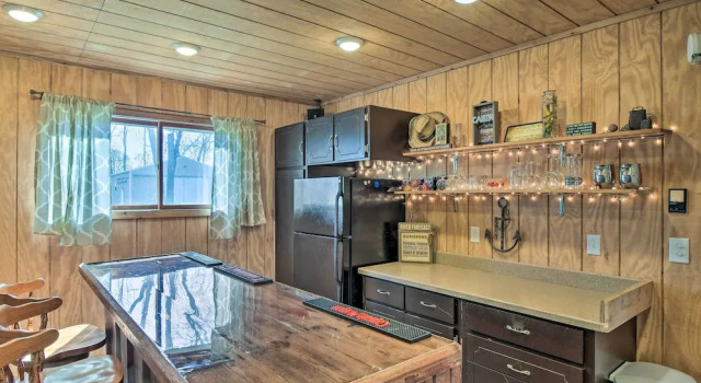 Коттедж с 2 комнатами Riverfront Dixon, Illinois, Vacation Rental