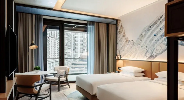 Двухместный номер Standard с балконом Hyatt Centric City Centre Kuala Lumpur