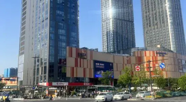 Hangzhou Junyue Hotel (Xiasha University City Gaosha Road Subway Station Store)