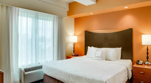 Студия Fairfield Inn & Suites Lake City
