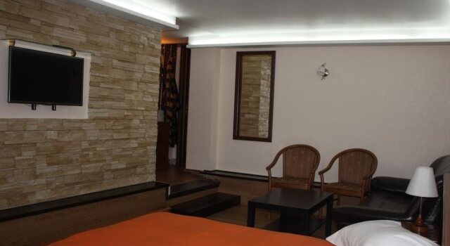 Paul Hotel, Book Hotel Hotels in Moscow with Parking, Parking
