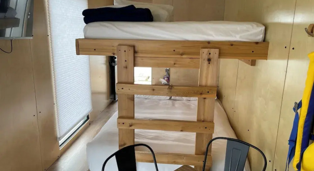 Flotel St-Tropez St-Blaise, Book Hotel Delson 