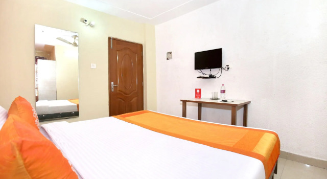OYO 11502 Hotel Grande, Varaa Hotelli Zirakpur Haryana