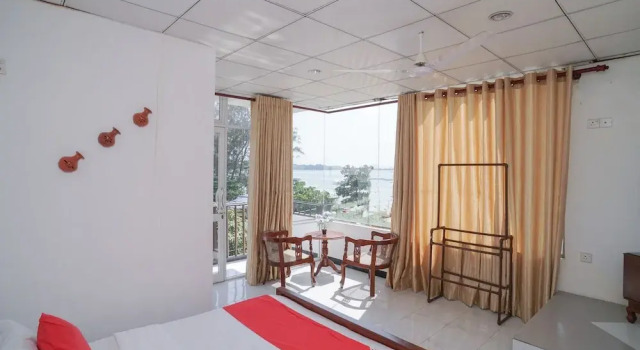 OYO 512 Agra Lanka Beach Resort