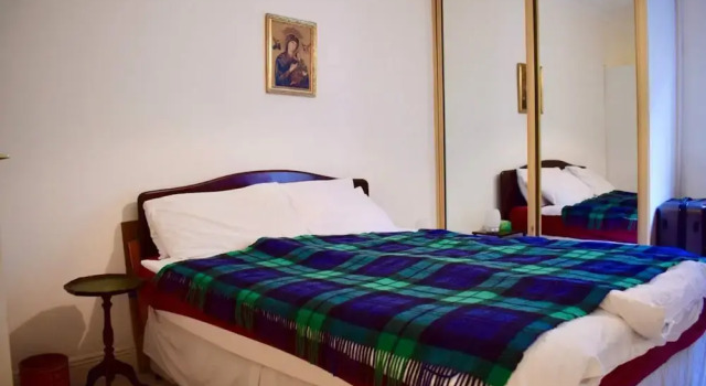 Airy 1 Bedroom Apartment in Central Dublin, Забронировать Апартаменты/квартира Дублин Каунти Дублин, рядом с Театр Олимпия