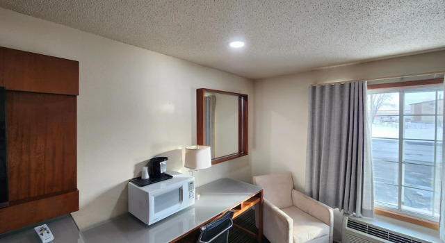 Четырёхместный номер Deluxe Windsor Place Inn