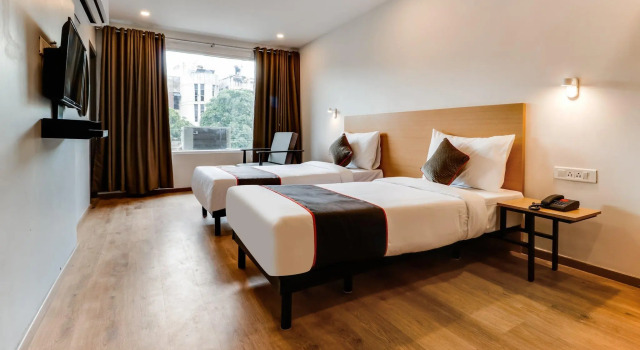OYO Townhouse 135 Gandhi Hall