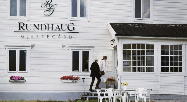 Rundhaug Gjestegård, Reserva ahora Hotel Hoteles SPA en Troms og Finnmark, SPA
