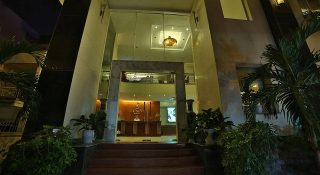 Sunny Hotel 1, Забронировать Отель Бадинь Ханой