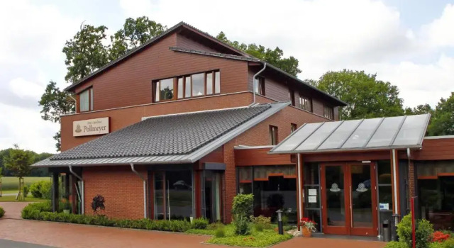 Hotel Landhaus Pollmeyer, Забронировать Отель Отели Oldenburger Muensterland с парковкой, Парковка