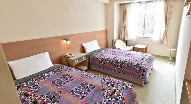 Earthmans Tsugaike, Prenota Hotel Otari 