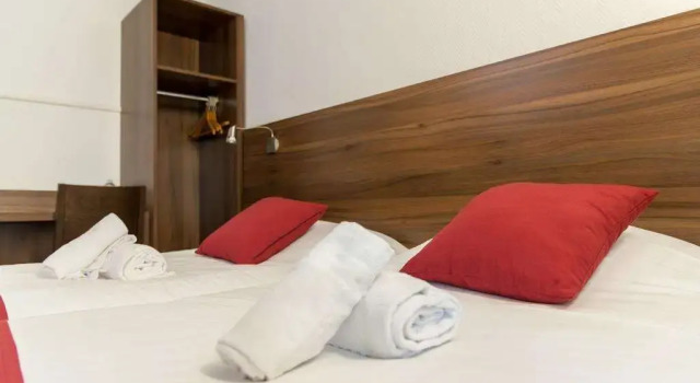 Brit Hotel Plaisance, Rezerwuj Hotel Narbona Aude