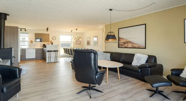 5 Star Holiday Home in Thisted, Réserver Maison de vacances Hôtels à Vestjylland avec parking, Parking