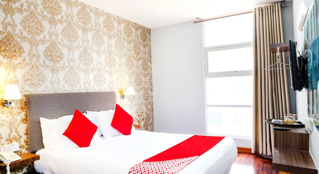Двухместный номер Deluxe OYO 546 Grand City Hotel
