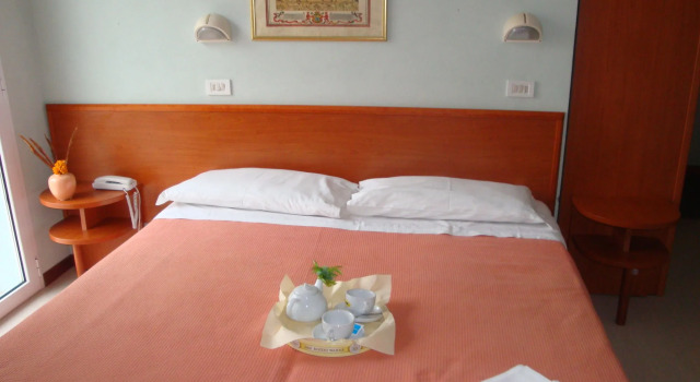 Hotel Blue Moon