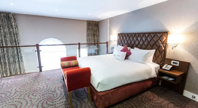 Двухместный люкс Дуплекс с гостиной DoubleTree by Hilton Hotel London - Marble Arch