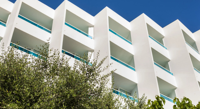 Hotel Globales Mediterrani, Varaa Hotelli Santandria Baleaarit