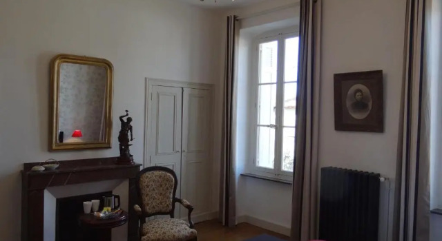 Номер Deluxe Bed & Breakfast LOrangerie