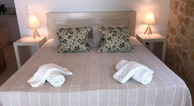 Marina Vista Luxury Studio suites Beach front