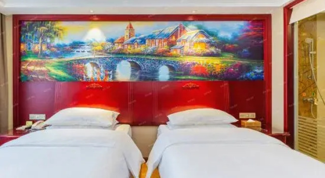 Номер Deluxe Xining Julong Business Hotel (Xining Railway Station Provincial Hospital)