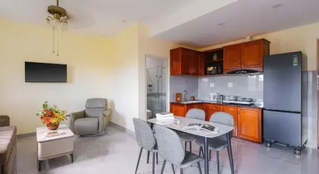 Апартаменты с 2 комнатами с балконом CandlePine Suites