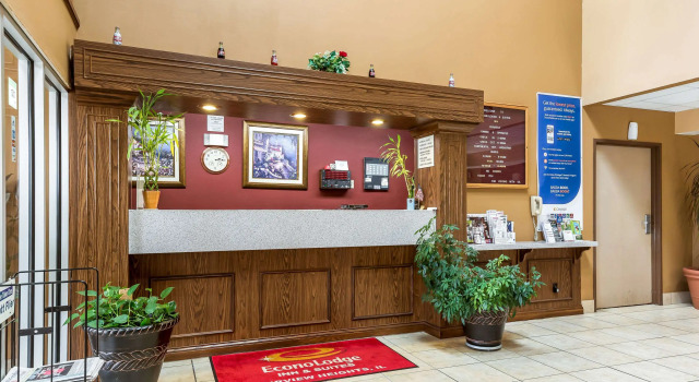 Americas Best Value Inn Camelot, 予約 ホテル フェアビュー・ハイツ イリノイ州