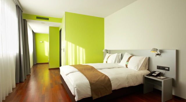 Holiday Inn Zurich - Messe by IHG
