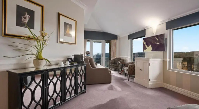 Люкс с красивым видом из окна Echoes Boutique Hotel & Restaurant Blue Mountains