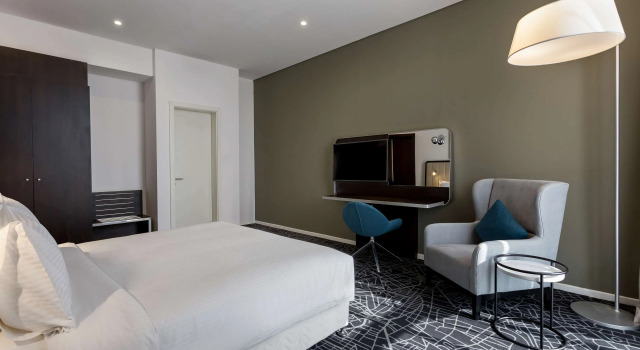 Полулюкс Radisson Hotel & Apartments Dammam Industrial City