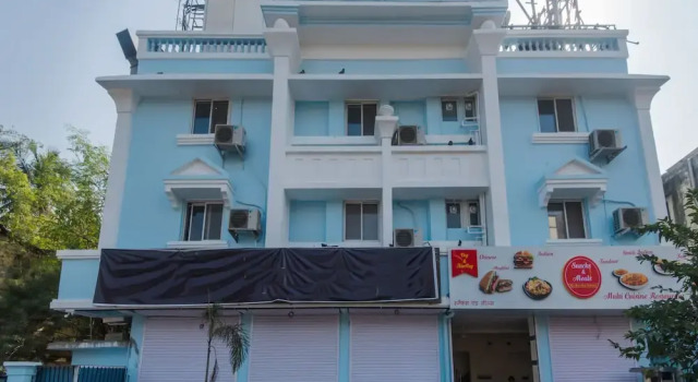 OYO 10899 Hotel Meadow Inn