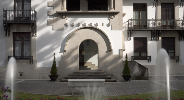 Palacio Arias, Rezerwuj Hotel Navia Costa Verde