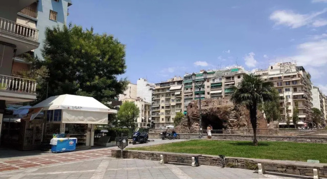Large Studio/family Apartment, Забронировать Апартаменты/квартира Апартаменты Салоников, рядом с Базилика Святого Димитрия, Апартаменты/квартира