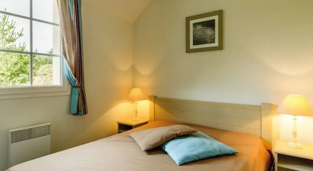 Pleasant Breton Holiday Home Near the bay of Douarnenez, Rezerwuj Hotel Crozon 