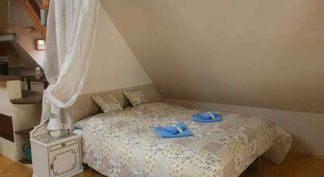 Ubytování u BÍLÉ PANÍ, Забронировать Отель Отели Чески-Крумлов с парковкой, рядом с Chapel on the Mountain of the Cross, Парковка