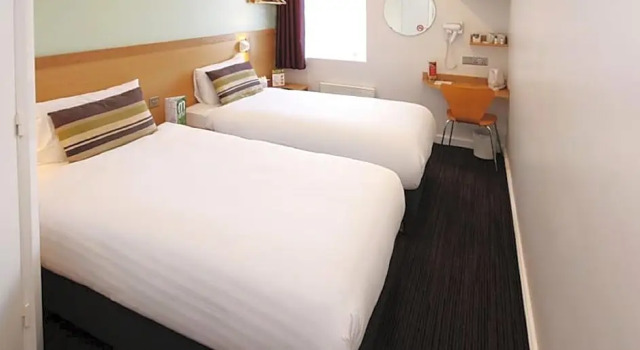 Четырёхместный номер Standard The Dolby Hotel Liverpool