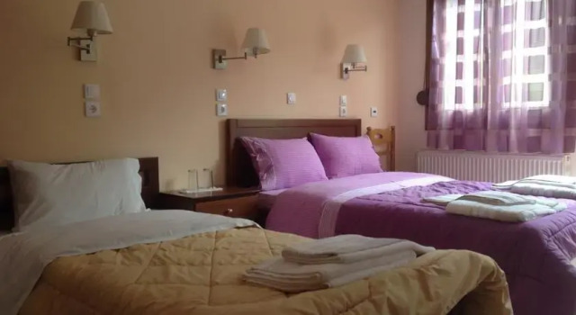 Porta Panagia, Book Hotel Pyli 