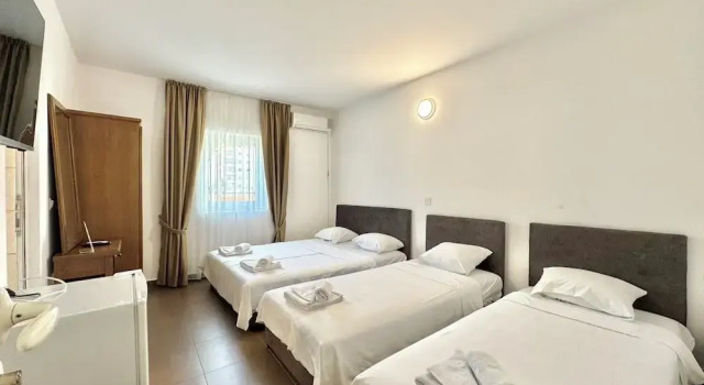 Номер Economy Hotel Lobo Budva